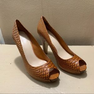 Nine West • open toe pump